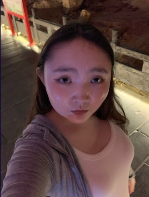 Amanda Gantugs headshot